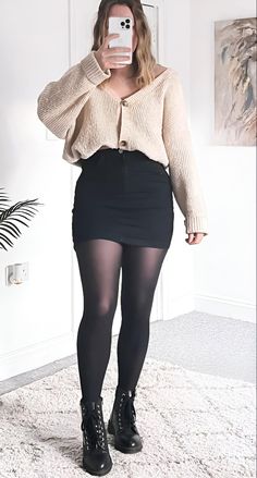 Trendy Date Night Outfit, Elegante Casual, Outfit Inspo Fall, Edgy Outfits, Fall Fashion Outfits, Black Tights, Looks Style