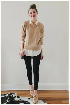 Work Outfit Office, Office Casual Outfit, Outfit Chic, Office Outfits Women, Capsule Outfits, Legging Outfits, Casual Work Outfit, Ponte Pants