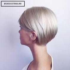 22462 | by short hairstyles and makeovers Blonde Pixie Hair, Short Blonde Haircuts, Straight Blonde Hair, Lavender Hair, Flat Hair, Short Blonde, Short Blonde Hair, Pixie Hairstyles, Pixie Haircut