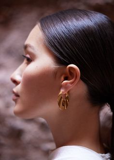 Éole Slim Hoop Earrings - 24 carat gold gilded – Polène Solid Shapes, Gold Gilding, The Face, Piercings, Hoop Earrings, Gold, Quick Saves