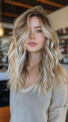 30 Inspirational Hair Color Ideas for Blondes Side Part Blonde Balayage, Blonde Balayage Ponytail, Natural Dark Blonde Hair Color, Blonde Dimensional Hair Balayage, Frizz Hairstyles, Summer 2024 Hair Color Trends, Layers Inspiration, Trendy Ponytail, Striking Hair