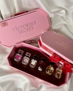 Princess Perfume, Girly Graphics, Teen Trends, Fragrances Perfume Woman, Pretty Pens, Victoria Secret Perfume, Different Shades Of Pink