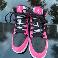 Like New They Were Only Worn A Few Times Black And Pink Jordans, Black And Pink Shoes, Jordan Pink, Pink Jordans, All Nike Shoes, Shoes Jordan, Cute Nike Shoes, Womens Jordans, Cute Nikes