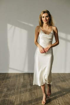 Dress Slip, Slip Reception Dress, Silk Cream Dress, Simple Satin White Dress, Silk Wedding Dress Midi, Short White Slip Dress, Slip White Dress, Slim White Dress, Slip Dress Silk