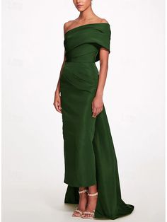 Funda / Columna Vestidos de noche Elegante Vestido Formal Fiesta de baile Cola de Corte Sin Mangas Un Hombro Tafetán Sin espalda con Lazo(s) Con cintas 2024 2024 - $138.99 Purple Dress Formal, Olive Green Bridesmaid Dresses, Tea Length Bridesmaid Dresses, Gown Elegant, Evening Dresses Online, Cheap Evening Dresses, Dresses Formal Elegant, Guest Attire, Evening Gowns Elegant