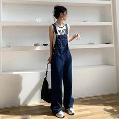 Olivia Mark - High-Waisted Loose Fit Wide Leg Denim Overalls Dark Blue Overalls Outfit, Dark Denim Overalls Outfit, Jeans With Suspenders For Women, Dark Blue Overalls, Jean Jumpsuit Outfit, Y2k Jumpsuit, Denim Romper Outfit, Thrifted Aesthetic, Cool Trousers