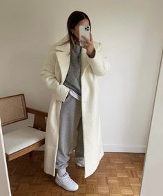 Winter Layers, Winter Outfit Ideas, City Outfits, Winter Layering, Winter Looks, Winter Outfit, Fall Winter Outfits, Winter Scarf