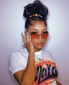 Popular 90s Hairstyles Black Women, 90s Freaknik Outfits Black Women Plus Size, Festival Hairstyles Black Women, 90s Summer Outfits Vintage, 2000s Black Hairstyles, 90s Natural Hairstyles, 90s Nails Acrylic Black Women, 2000 Hairstyles Black Women, 80s Hairstyles Black Women