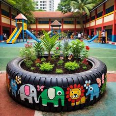 School Wall Art Ideas, Recycled Planters, Preschool Garden, Daycare Decor, Tire Art, Beautiful Christmas Scenes, Backyard Kids Play Area, Apple Activities, Tiered Garden