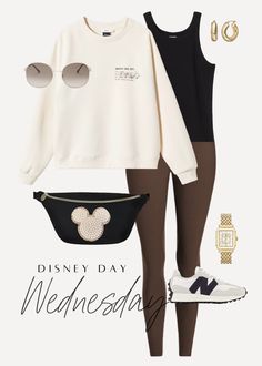 Disney Outfits Women Fall, Adult Disney Outfits For Women, Disneyworld Outfit Women, Disney Outfits Winter, Disney Winter Outfits, Outfits For Disney, Disneyworld Outfits, Disney Family Outfits, Disney Bound Outfits Casual