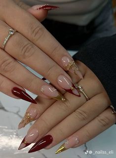 Hollywood Nails Ideas, Wine Nails Acrylic Art Designs, Red White And Gold Nails Acrylic, 2yk Nails Ideas, Red Nail Designs Coffin Shape, Maroon Birthday Nails, Cherry Red Aura Nails, New Years Nails Design Almond, Nail Art Designs Red And Gold