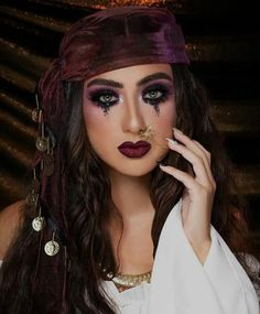 45+ Horrifying Halloween Makeup Ideas for Women - HubPages Fortune Teller Halloween Makeup, Fortune Teller Costume Makeup, Fortune Teller Costume Outfit, Romani Halloween Costume, Scary Fortune Teller, Fortune Teller Outfit, Glam Halloween Costume, Fortune Teller Costume Diy, Halloween Fortune Teller Costume