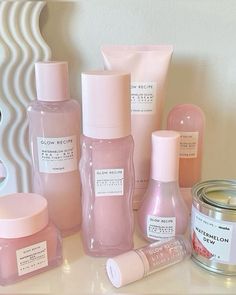 Pink Makeup Products Aesthetic, Profumo Victoria Secret, Glow Lotion, Glow Recipe