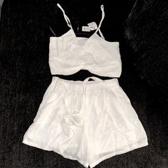 Never Worn 2-Piece Set. Crop Top And Flowy Shorts With A Belt Flowy Crop Top, Flowy Shorts, Short Set, Short Sets, White Color, High Waist, Crop Top, Color White, High Waisted