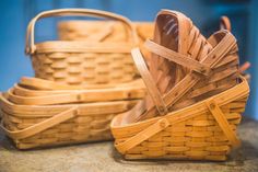 Decorating With Longaberger BasketsHow I use my Longaberger baskets to both decorate my home and use them to store things. Vintage Basket Decor Ideas, Longenberger Baskets Decorating With, Longenberger Baskets Ideas, Basket Display Ideas Decor, Basket Styling Ideas, Longerberger Baskets Ideas, Longaberger Basket Ideas Storage, Decorating Baskets Ideas, Longaberger Basket Ideas Display