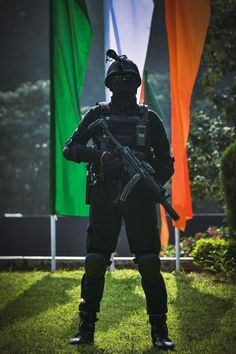 Indian Commando Special Forces Wallpaper, Nsg Wallpapers, India Army Photos, Indian Flag With Army, Indian Army Ak47, Indian Marcos Commando Wallpaper, India Army Images, Army Wallpaper Soldiers, Nsg Commandos Wallpaper Hd