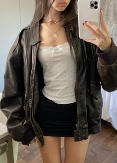 #leatherjacket #leatherjacketoutfit #vintageclothing #outfitidea #falloutfit #autumnoutfit #fallfit Hailey Bieber fashion, leather bomber, new york style, streetstyle, y2k style, french style, date outfit, night out outfit, vintage fit, fit check, ootd, ootn, style inspo, outfit idea, model off duty, biker jacket, retro jacket, bomber jacket, festival outfit, country outfit, country core style, cottage style, cowgirl jacket, cowgirl outfit, trendy jacket, fall coat, winter jacket, winter outfit, seasonal fashion, timeless fashion, viral jacket, soft grunge outfit Hailey Bieber Fits, Leather Jacket Winter, Outfit Ideas Leather Jacket, Cute Leather Jacket, Leather Jacket Styling, Cute Leather Jacket Outfits, Leather Jacket Winter Outfit, Baggy Leather Jacket, Y2k Leather Jacket Outfit