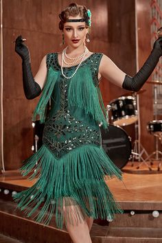 1920 Theme Party Dress, Vintage Fitted Flapper Dress, Fringes Dresses, Green Flapper Dress, Luxury Fitted Vintage Flapper Dress, Luxury 1920s Fitted Flapper Dress, Fringes Dress, 1920s Beaded Fitted Flapper Dress, Luxury Art Deco Flapper Dress With Sequins