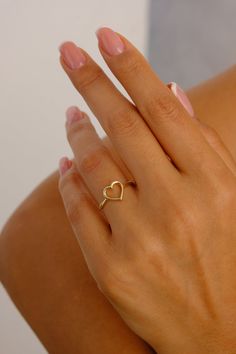 "14K Gold Heart Ring, Open Heart Ring, Dainty Gold Band Ring, Love Heart Ring, Promise Ring, Minimalist ring, Heart Gold Ring, Best Friend Ring Features *Material: 14K Real Gold *Color Options: Yellow Gold, White Gold, Rose Gold *Metal Stamp: 14K (585) *Available Ring Sizes: 3US to 10US Size *Weight(approx) : 1.50 grams *Ready to Ship in 3-5 Business Days. FREE Express worldwide shipping. FREE Engraving service Each item is made to order. Comes in a Gift Box with 14K Gold Certificate. This produ Small Rings Simple Gold, Ring Designs Heart Shape, Heart Gold Ring Design, Gold Heart Ring Simple, Cute Small Rings, Simple Dainty Rings, Gold Ring Heart, Dainty Promise Rings Simple, Heart Rings Aesthetic