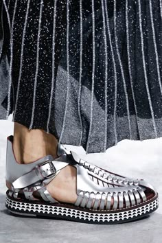 Proenza Schouler Spring 2014 Runway Shoes, Shoes Design, Cool Shoes, Silver Shoes, Spring Summer 2014, Shoe Lover