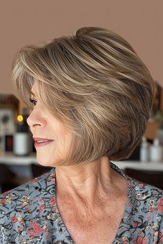 Side Bangs For Women, Bangs Inspo, Sassy Haircuts, Bob Haircut Curly, Long Bob Haircuts, Stylish Haircuts