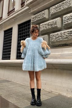 This dress is completely hand knitted and knitted with 100% acrylic plush yarn. Model wears XS/S. (168 cm 55 kg) Dress Length: 80 cm/31.5 inch Shipping Time: Since our products are handmade, they are made to order. The shipping time of your orders is 14 days. Caring Tips -Please do not wash in the washing machine. We recommend professional dry cleaners or hand washing. You can also do spot stain cleaning with the help of a wet cloth. -Store your Heyays knitwears by folding them instead of hangin Faux Fur Dress, Plush Dress, Fur Dress, Mode Hipster, Plush Yarn, Balloon Sleeve Dress, Dry Cleaners, Ropa Diy, Mode Hijab