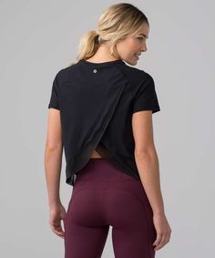 Workout Outfits For Women, Sporty Outfit, Running Clothing, Fitness Outfit, Gym Attire, Fitness Style, Lululemon Outfits, Cute Workout Outfits, Cute Gym Outfits