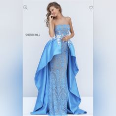 Beautiful Sherri Hill Dress. Good Preowned Condition. See Pictures For References. Size 12. Sherri Hill Dress, Sherri Hill Dresses, Sherri Hill, Color Blue, Size 12, Prom Dresses, Prom, Womens Dresses, Dresses