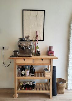 My bar cart/ coffe corner Affordable Home Decor Ideas, Apartment Coffee Station, Coffee Bar Living Room, Chinoiserie Print, College House, Coffee Bar Home, Wall Art Etsy