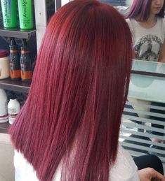 Wine Hair, Red Hair Inspo, Cherry Hair, Green Wig, Burgundy Hair, Penteado Cabelo Curto, Hair St, Hair Dye Colors, Red Hair Color