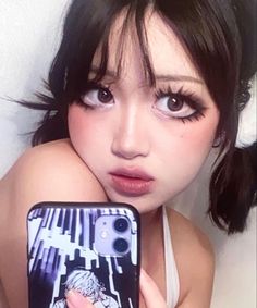 Big Doll Eyes Makeup, Cute Dolly Makeup, Big Eyes Makeup Doll Eyeliner, Doll Makeup Aesthetic, Gyaru Eye Makeup, Doll Makeup Look, Cute Doll Makeup, Big Eye Makeup