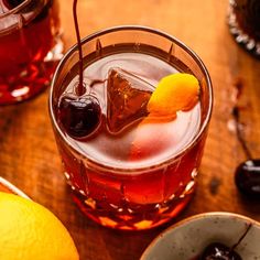 Old Fashion Drink Recipe, Cream Puff Dessert, Cinnamon Cocktail, Perfect Old Fashioned, Brown Sugar Simple Syrup, Puff Dessert, Bourbon Apple Cider, Bourbon Cherries, Sweet Bourbon