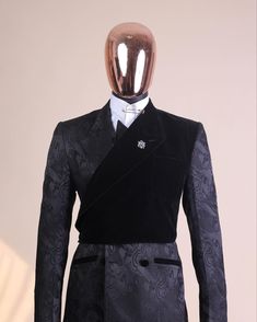 Double Brest Suit Men Black, Unique Suit Jacket Men, Luxury Tuxedo With Structured Boning For Men, Extravagant Suits Men, Luxury Fitted Menswear-inspired Suits, Men’s Couture Suits, Luxury Vintage Formal Tuxedo, Luxury Tailored Embellished Tuxedo, Unique Suits