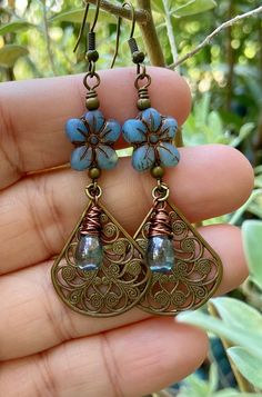 Blue Flower Earrings, Vintage Style Earrings, Floral Jewelry, Antique Brass Vintaj Teardrop Charms, Unique Jewelry for Women, Gift for Her - Etsy Hippies, Knitting Moodboard, Rat Earrings, Diy Earrings Dangle, Vintaj Jewelry, Creative Earrings, Blue Flower Earrings, Diy Jewelry Earrings, Diy Earring