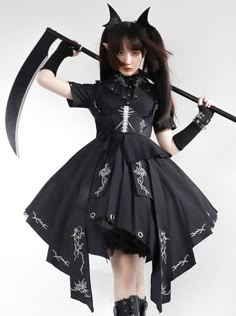 ❤︎Misty Thorns Elegant Dark Lolita Black Dress❤︎

⚠Please allow 2-3 weeks for️items to be shipped Vestidos Anime, Op Dress, Lolita Dress, Gothic Lolita, Lolita Fashion, Corset Dress, Look Cool, Set Dress, Pretty Outfits