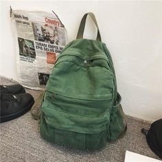 Women Backpack Travel, Green Backpacks, Backpack Laptop, Colorful Backpacks, Vintage Backpacks, Student Fashion, Classic Backpack, Student Backpacks, Canvas Backpack