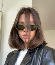 📸 @petitemuse_ | #corte #cabelo #curto #reto #dicas #haircut #hairstyle #visual Vigan, Shot Hair Styles, Cut My Hair, Long Bob, Grunge Hair, Aesthetic Hair, Pretty Hairstyles, Hair Looks, Hair Trends