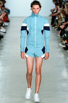 Christopher Shannon Spring/Summer 2017 Shorts Runway, Mens Short Shorts, Summer Wear Men, Male Fitness, Gentlemen Wear, Spring Summer Fashion Trends, Denim Men, Menswear Trends, Wilhelmina Models