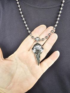 A Norse Viking Odins Raven skull mens necklace made from high-quality stainless steel, so it is waterproof and sweatproof and resistant to tarnishing and corrosion. The perfect goth pagan pink aesthetic boyfriend or husband gift.  Necklace is approximately 25" in length 💗NOTE ABOUT DELIVERY TIMES FOR FREE SHIPPING💗 This is shipped via tracked package. It is not the quickest way to ship, but I am trying to save you money by offering you free (or next to free) shipping. For CANADA delivery time Hook Aesthetic, Grunge Necklace, Grunge Jewelry, Raven Skull, Norse Vikings, Style Hip Hop, Punk Grunge, Waterproof Jewelry, Goth Punk