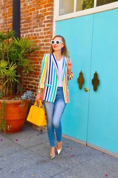 Colorful Blazer Outfits For Women, Colorful Blazer Outfits, Check Blazer Outfit, Colorful Blazers, Colorful Blazer, Print Mixing, Bold Outfits, Colorful Wardrobe, Curated Closet