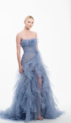 Huge Tulle Dress, High Fashion Gowns, Prom Dress Inspiration, Wedding Dresses For Girls, Pretty Prom Dresses, فستان سهرة, Grad Dresses, Gala Dresses, Glam Dresses