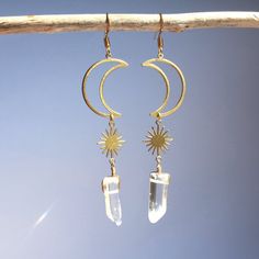 These Statement Earrings Have A Bohemian Earthy Vibe. Whimsical Crescent Moons And Small Star Bursts Shine And Sway About. A Natural Clear Quartz Crystal Is Wire Wrapped And Suspended Below. Brass, Quartz Crystal, Gold Plated Ear Wires. Approx. Size: 3-3/8"L, 3/4"W (Please Note Crystal Length Will Vary) New, Handmade By: Jpeace Designs *Crystals Are Natural And No Two Are Alike. Shape And Color Variations Are What Give Them Each Character. Boho Jewelry, Designed In Anthropologie Style & Free Peo Esoteric Jewelry, Goddess Witch, Stone Magic, Textile Earrings, Style Hippy, Butterfly Photography, Quartz Crystal Jewelry, Raw Stone Earring, Auction Ideas