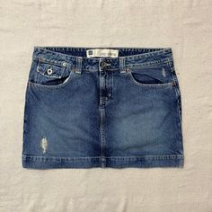 Good condition, measurements are shown in the last two photos. Feel free to DM any questions! EF1 Jeans Mini Skirt, Mini Rock, Jean Vintage, Fits Inspo, Jean Mini Skirts, Clothes Ideas, Gap Jeans, Fitness Inspo, Mini Skirt