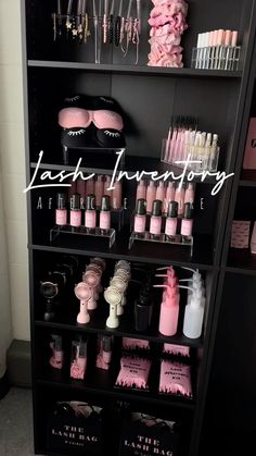 Lash Studio Storage, Salon Selling Ideas, Lash Set Up In Living Room, Lash Techs Rooms, Things To Sell As A Lash Artist, Recliner Lash Room, Lashes Salon Ideas, Lash Retail Display, Lash Buisness Ideas