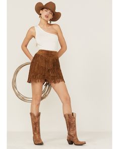 Fringe Skirt Outfit, Suede Fringe Skirt, Fringe Clothing, Western Skirts, Suede Outfit, Boot Barn, Nashville Outfits, Skirts With Boots, Suede Mini Skirt