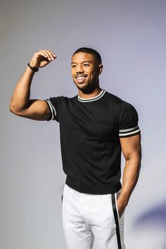 Michael B Jordan Workout, Michael Rowe, Michael Bakari Jordan, Michael B Jordan, Outfits Hombre, Stylish Men Casual, Burton Snowboards, Mens Outfit Inspiration, Skateboard Art