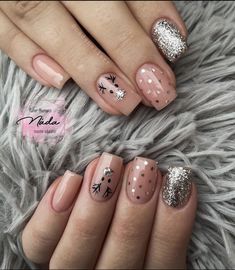 Nail Shapes Coffin, Nails Power, Kylie Nails, Silver Nail Designs, Short Gel Nails, Gold Glitter Nails, Nude Nail Designs, Happy Nails