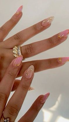 Pink Gold Nails, Aura Aesthetic, Aesthetic Gold, Girly Acrylic Nails, Work Nails, Cute Gel Nails, Her Nails