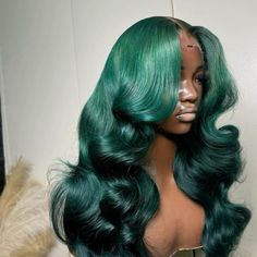 Emerald Wigs Black Women, Green Wig Outfit, Emerald Green Wigs Black Women, Blue Green Hair Black Women, Dark Green Wigs Black Women, Dark Green Hair Black Women, Emerald Green Wig, Wig Dye Ideas, Green Wigs Black Women