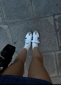 Blonde Glamour, Adidas Sambas, 90s Inspired Outfits, Shoe Wishlist, Funky Shoes, Cute Instagram Pictures, Foto Tips, Girly Shoes, Shoe Inspo